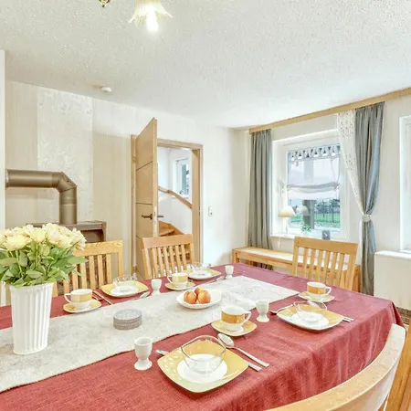 Holiday home 2 Bedroom Beautiful In Breesen Ot *